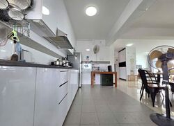 Blk 165B Yung Kuang Court (Jurong West), HDB 5 Rooms #557777901